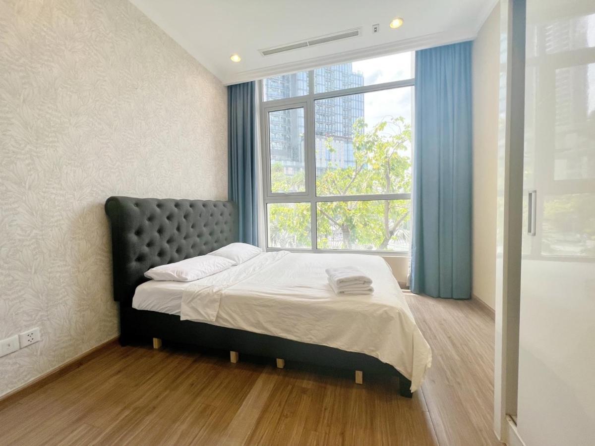 Vinhomes Landmark 81 - Christine Home Хошимин Экстерьер фото